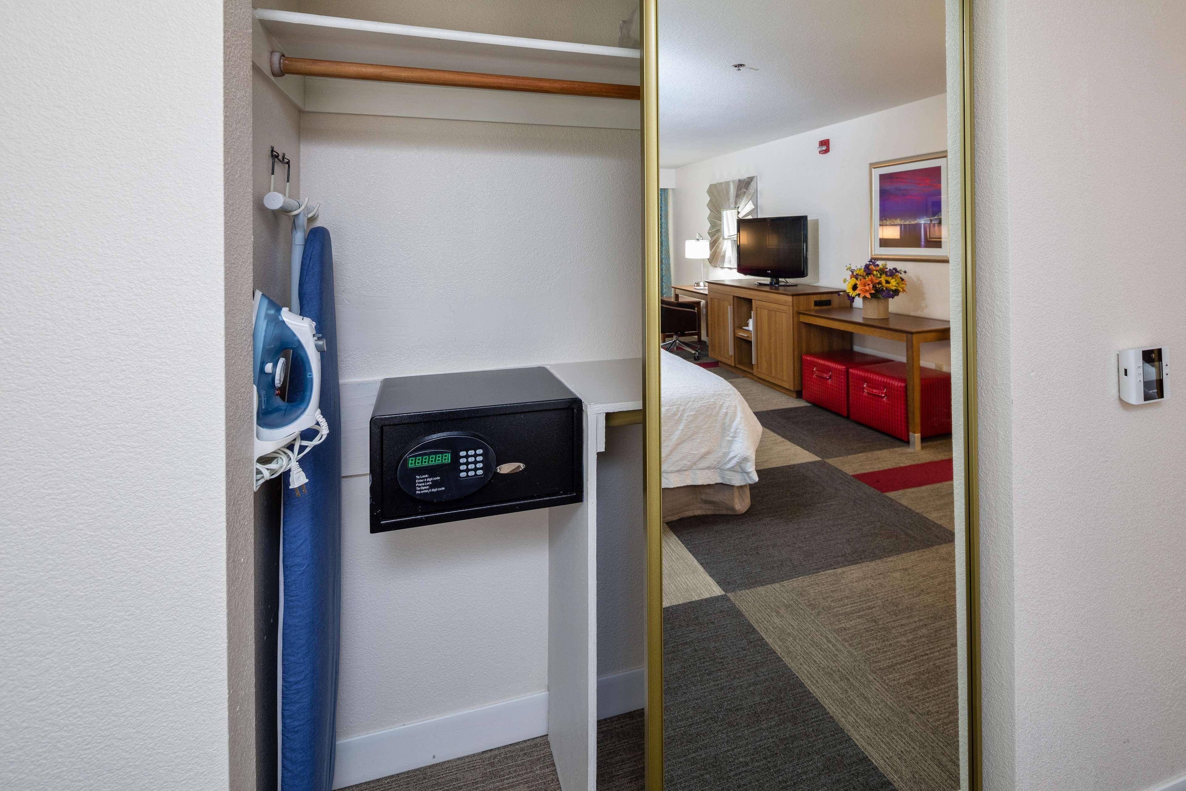 Hampton Inn San Francisco Airport Саут Сан Франциско Екстериор снимка