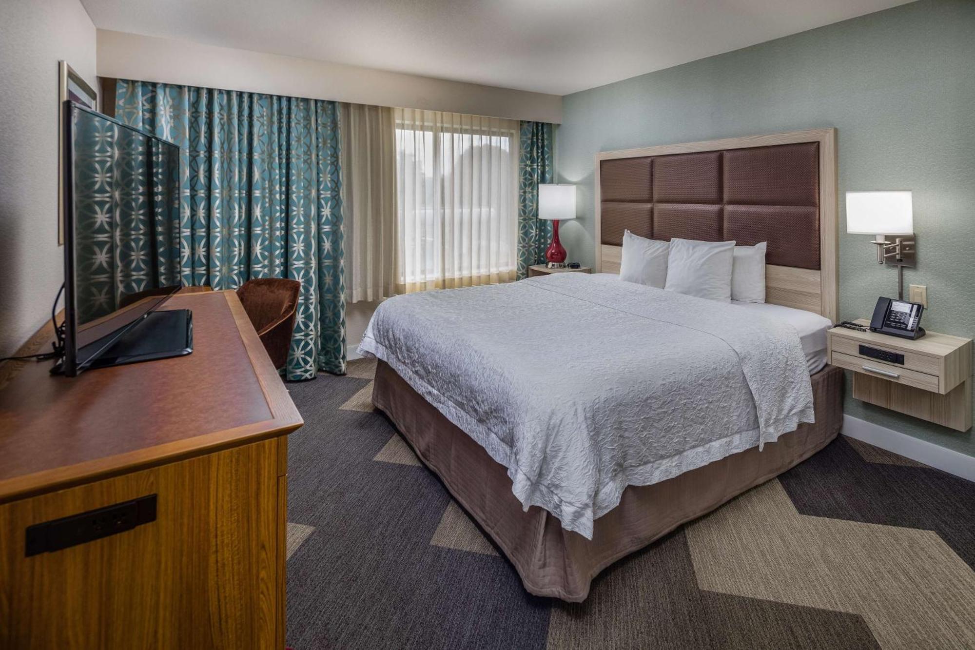 Hampton Inn San Francisco Airport Саут Сан Франциско Екстериор снимка