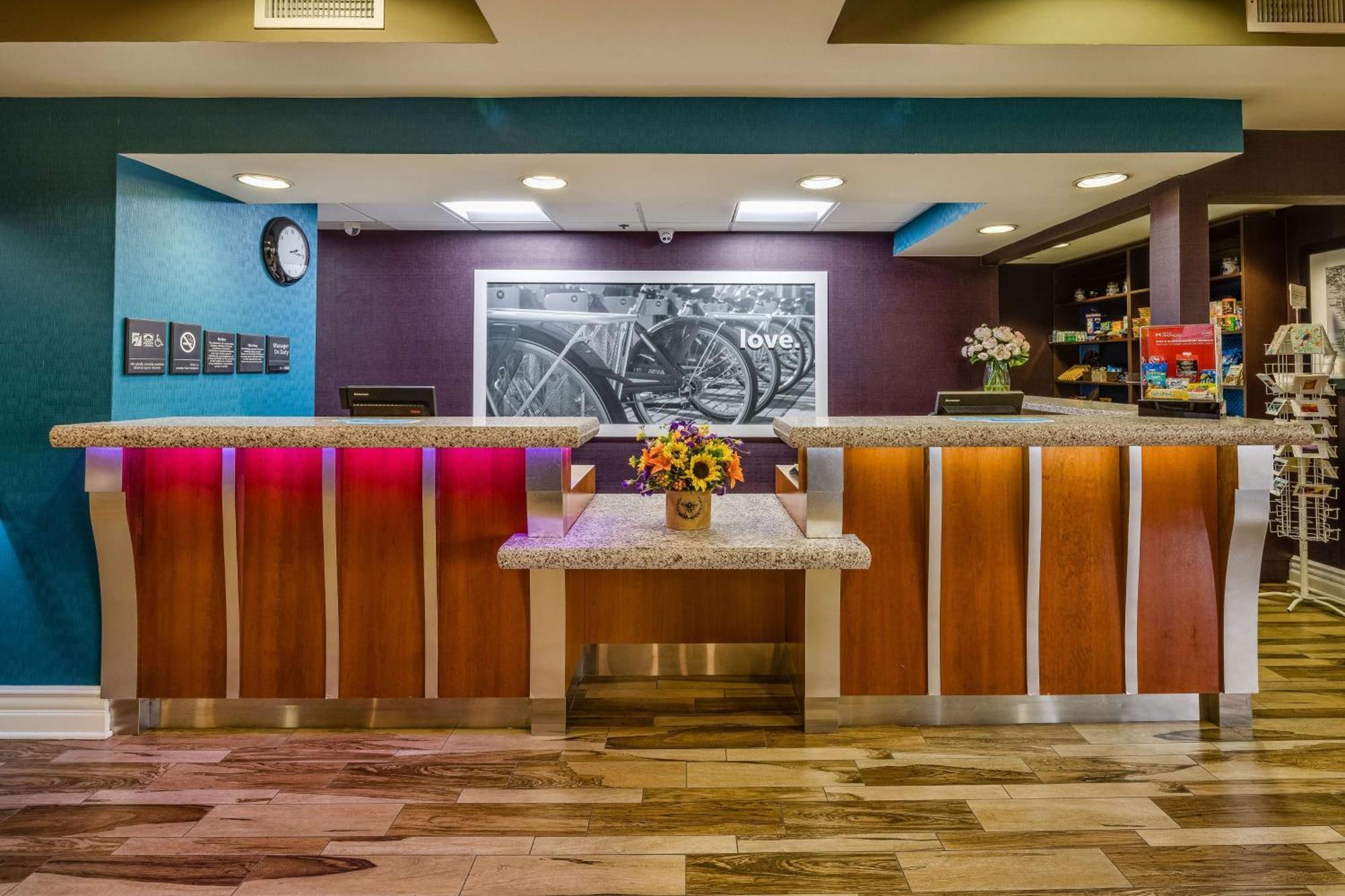 Hampton Inn San Francisco Airport Саут Сан Франциско Екстериор снимка